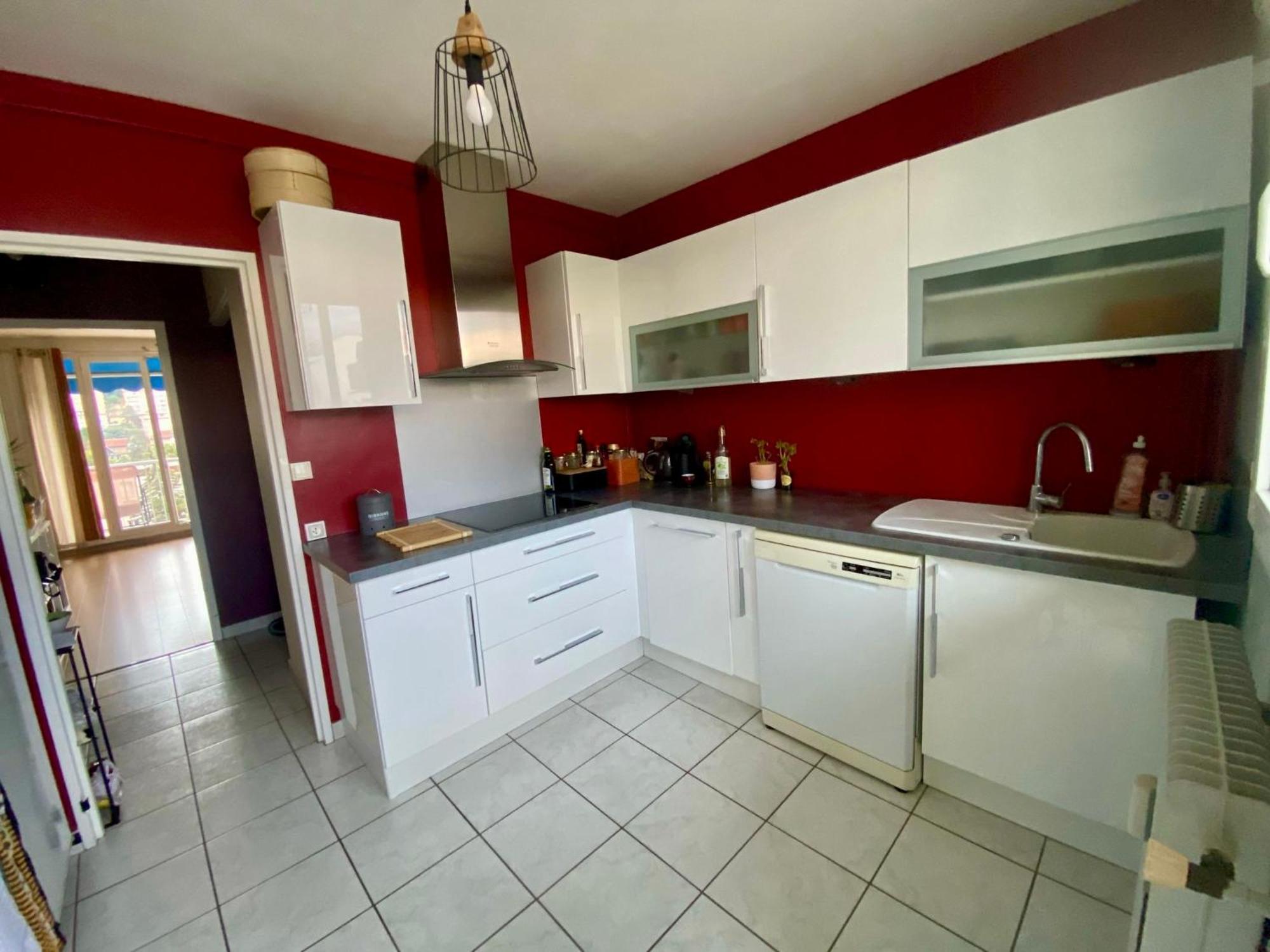 Lumineux 70m2 Avec Garage Appartement Besançon