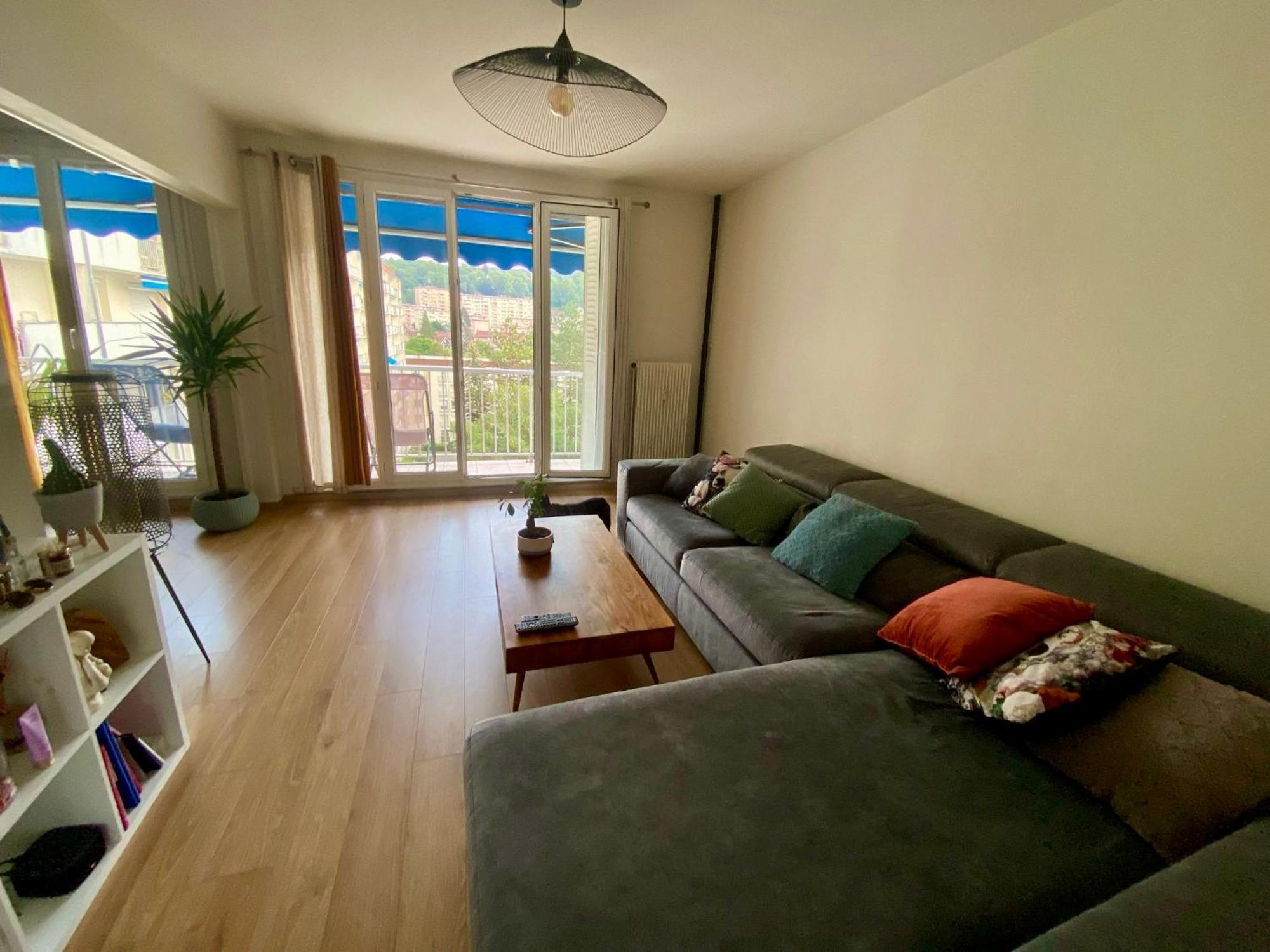 Lumineux 70m2 Avec Garage Besançon